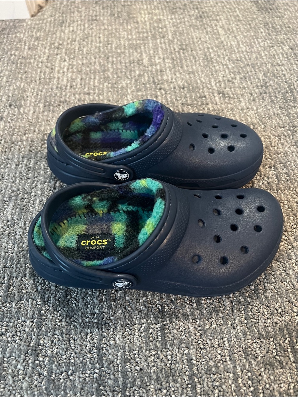 CROCS Kids Navy Clog with Multicolor Fleece Lining